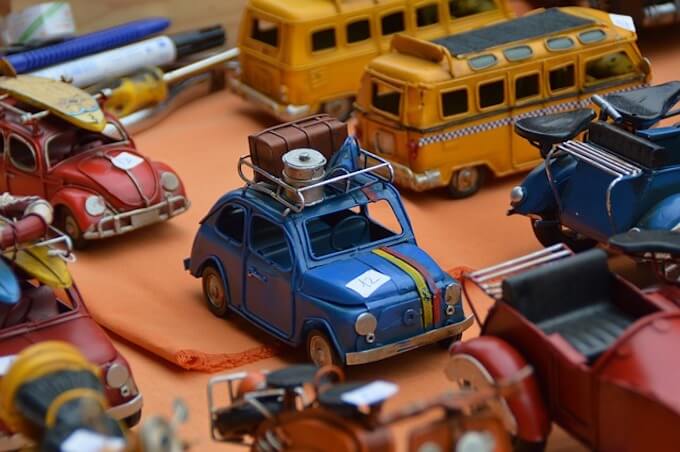 プラモデルの車